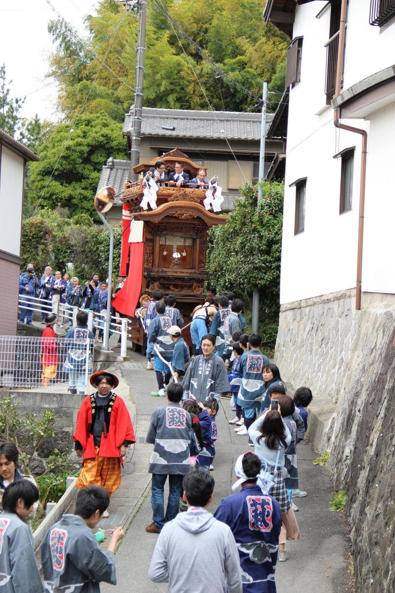 🏛️ 오야마즈미 신사 보물관(오야마즈미진자 호모츠칸) 이미지 6